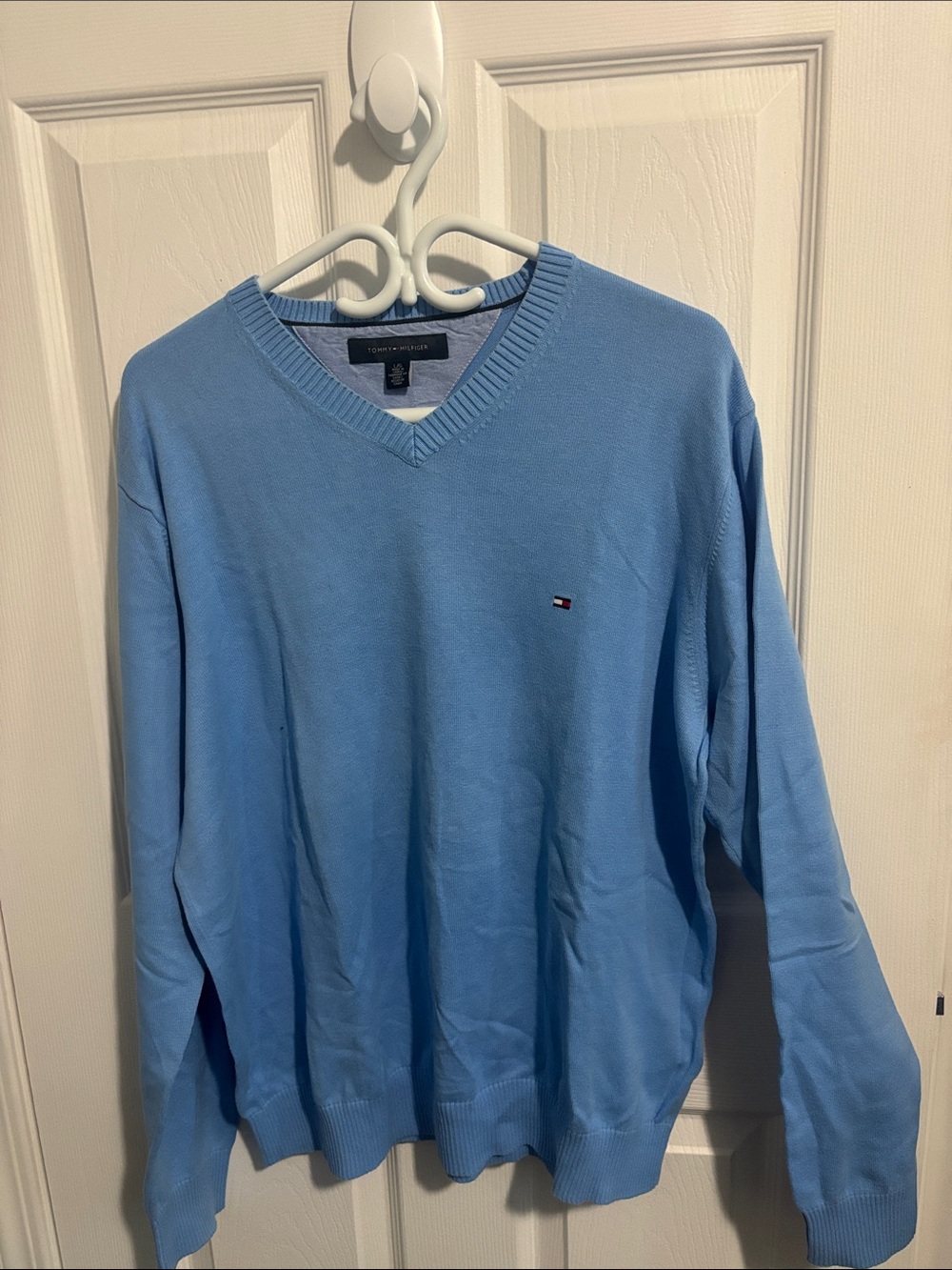 Tommy Hilfiger Men’s Sky Blue V-Neck Sweater
